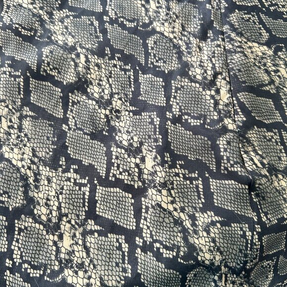 Urban Outfitters Satin Snake Print Maxi Skirt in Green/Black - Size M - Picture 3 of 4